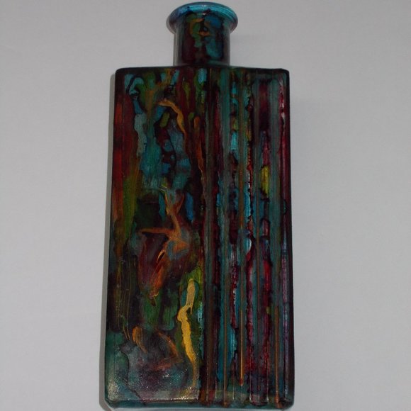 Beautiful glass decanter hand painted with alchol ink - Picture 3 of 10